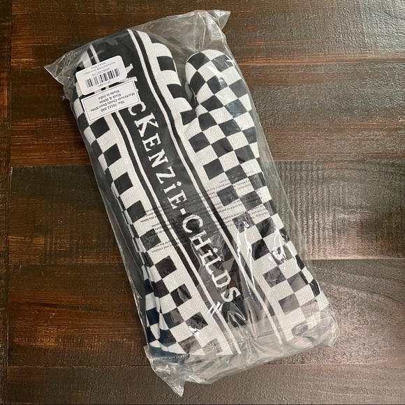 MacKenzie-Childs Oven Mitts - Black & White set of 2 - Picture 4 of 4